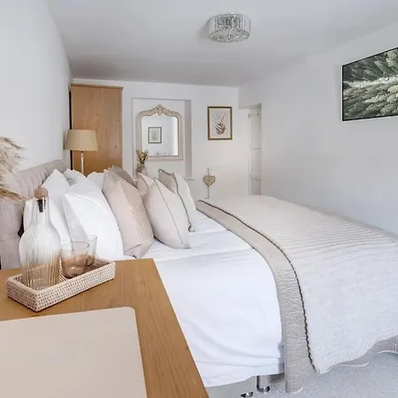 Wharton Cottage, Cartmel, District Retreat - Ridgestone *