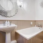 Wharton Cottage, Cartmel, District Retreat - Ridgestone