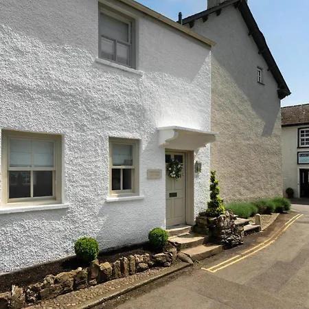 Wharton Cottage, District Retreat Holiday home Cartmel