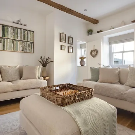 Wharton Cottage, District Retreat Holiday home