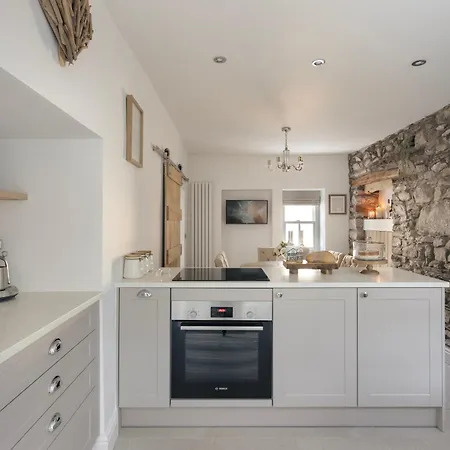 Wharton Cottage, District Retreat Holiday home